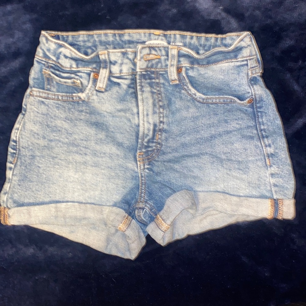 Old Navy High rise shorts 2.5 inseam